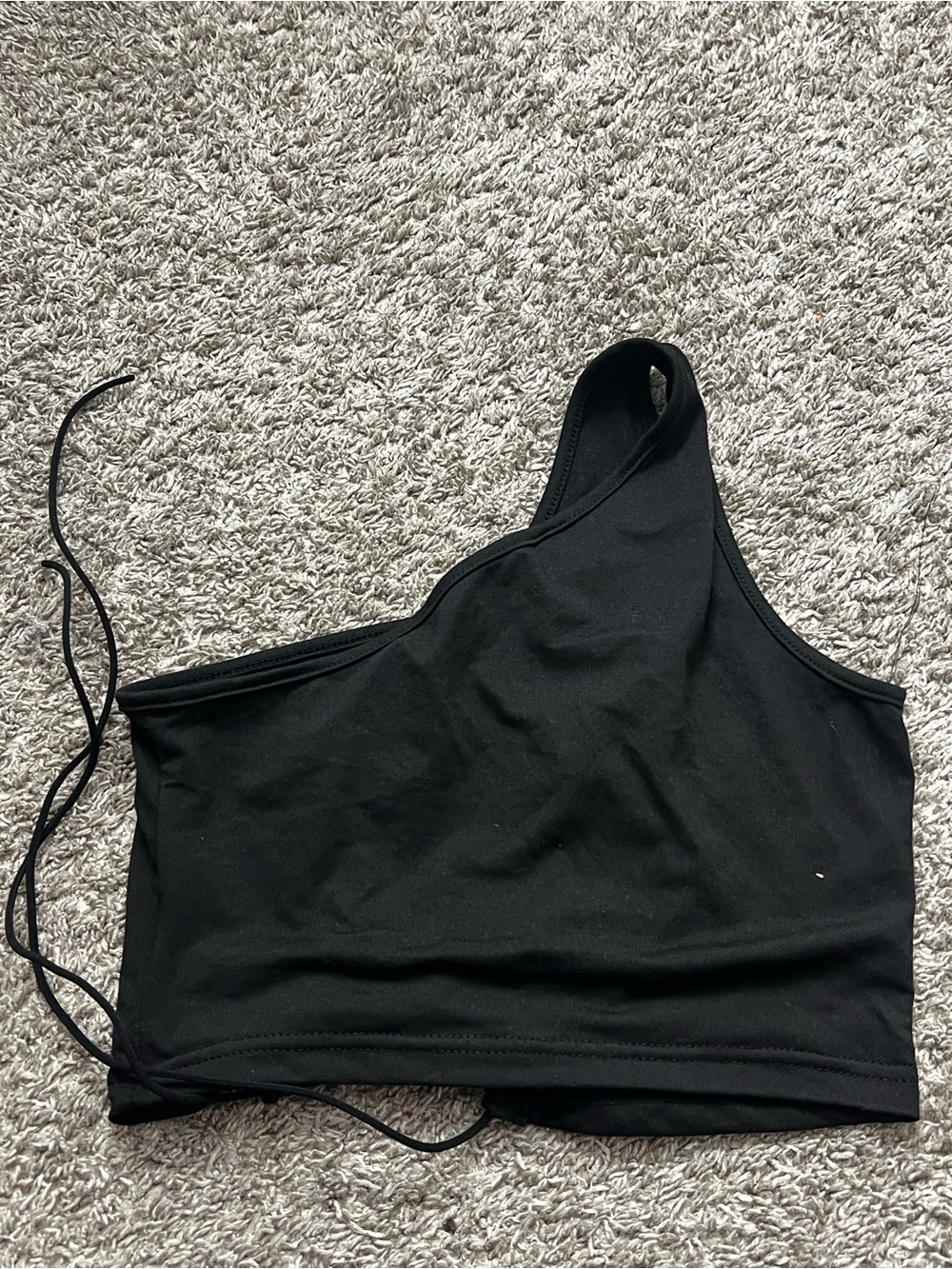 SHEIN Black Asymmetric One-Shoulder Crop Top